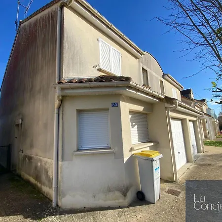Vakantiehuis La Maison Foucault -jardin Chu Futuroscope