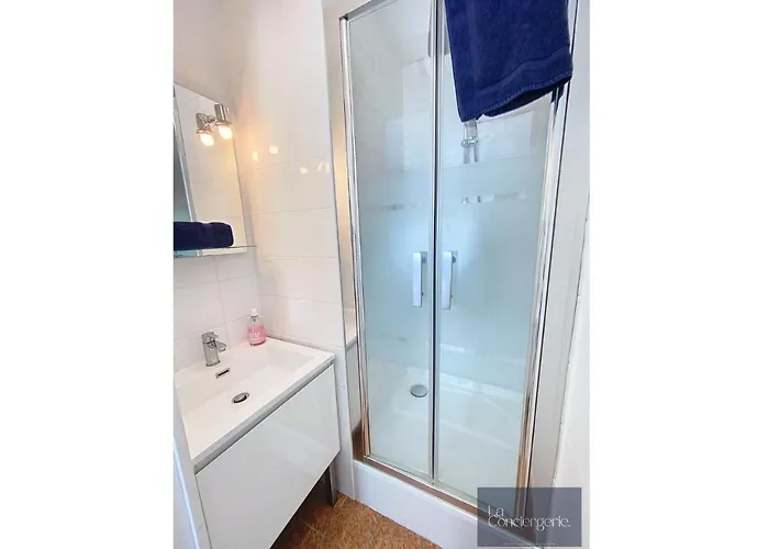 La Maison Foucault -jardin Chu Futuroscope Poitiers