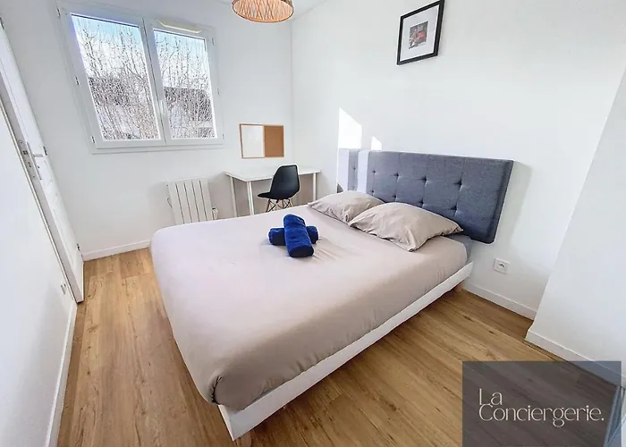 La Maison Foucault -jardin Chu Futuroscope